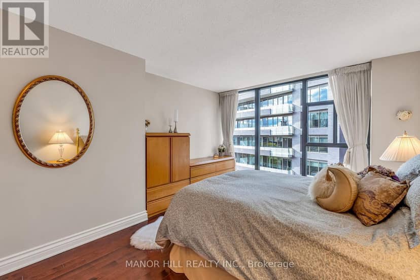 803 - 1331 Bay Street — photo 28 of 40