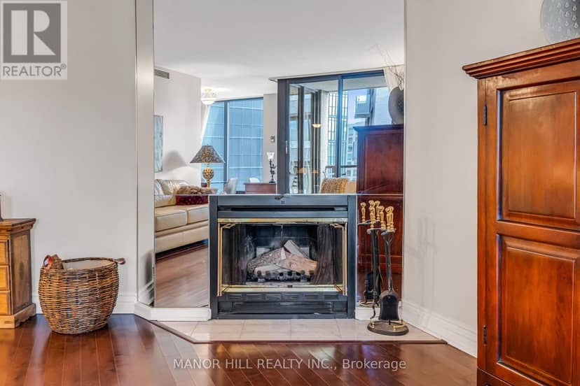 803 - 1331 Bay Street — photo 7 of 40
