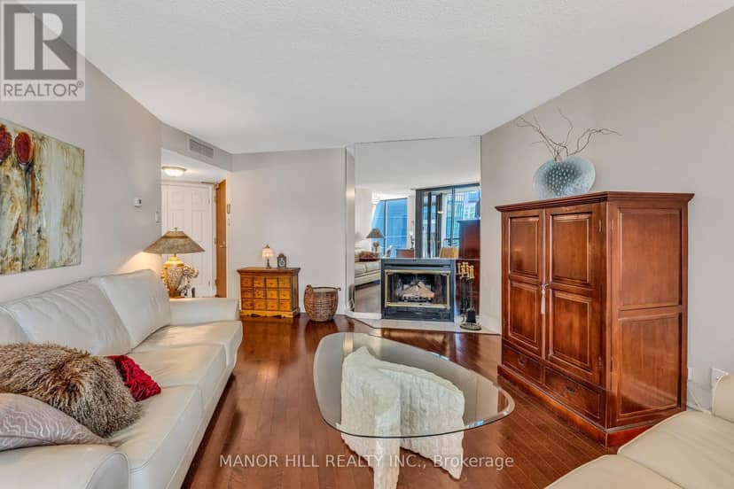 803 - 1331 Bay Street — photo 8 of 40