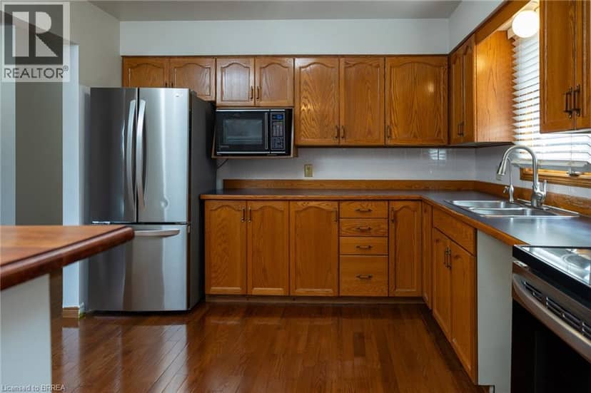 13 FOREST Drive — photo 11 of 21