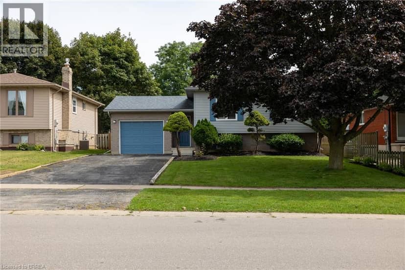13 FOREST Drive — photo 2 of 21