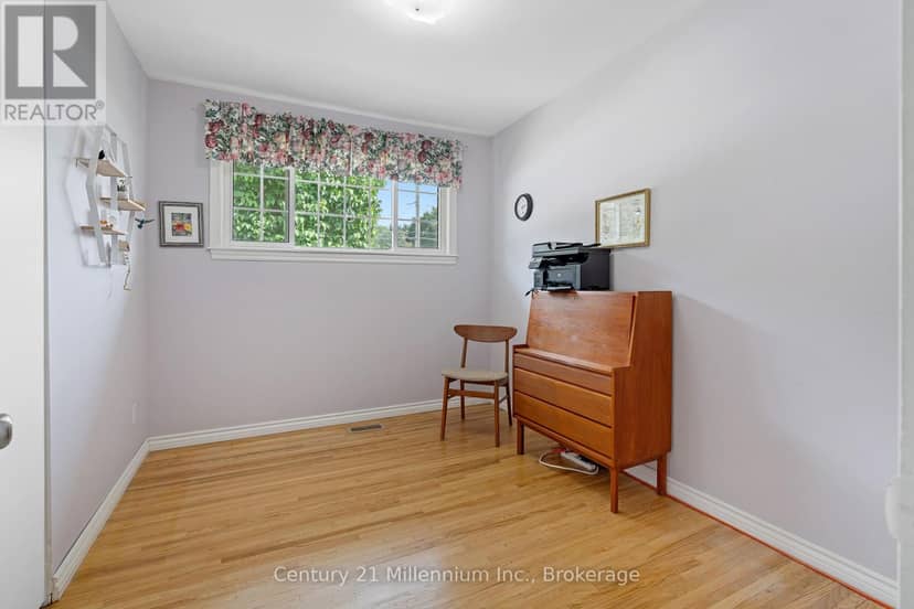 466 7th Avenue E — photo 19 of 40