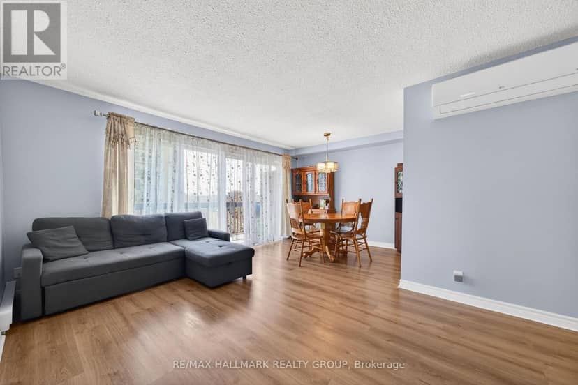404 - 158 A McArthur Avenue — photo 7 of 22