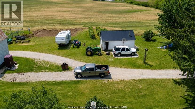 226 Norfolk County Road 28 — photo 23 of 40