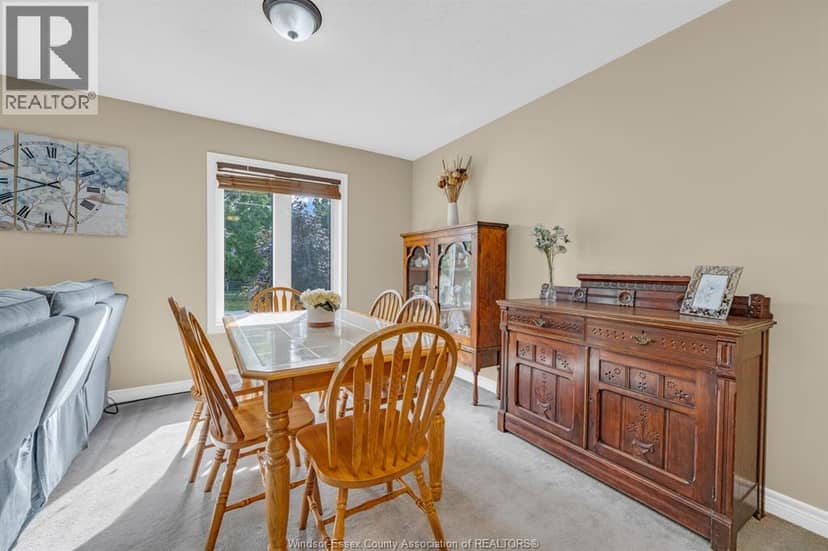 3 Carter AVENUE — photo 11 of 40