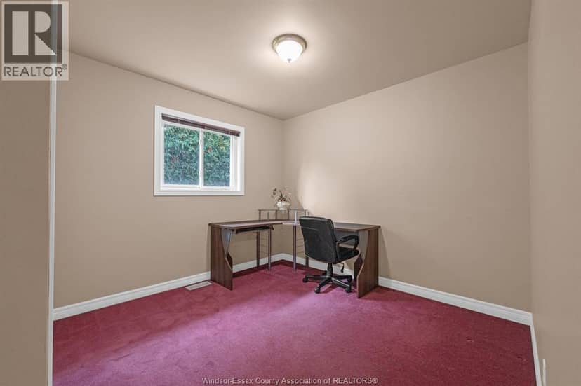 3 Carter AVENUE — photo 16 of 40