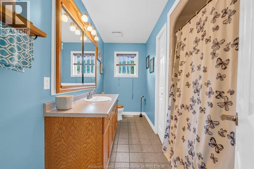 3 Carter AVENUE — photo 18 of 40