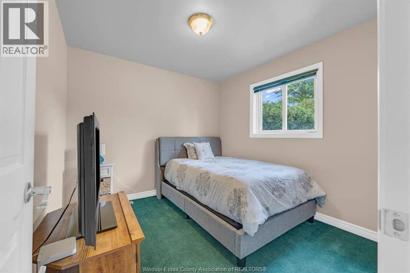 3 Carter AVENUE — photo 22 of 40