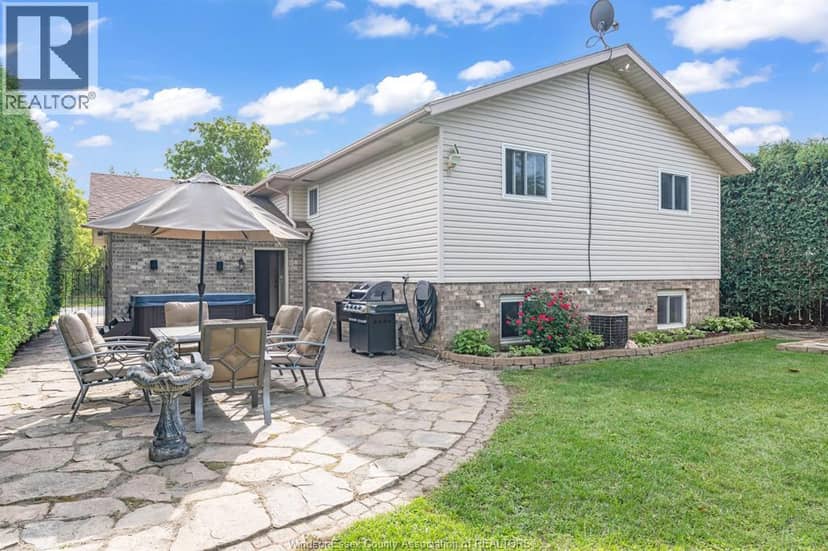 3 Carter AVENUE — photo 38 of 40