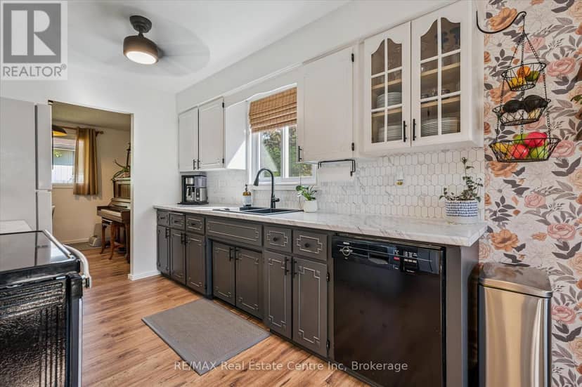 289 Garafraxa Street E, Centre Wellington, photo 7