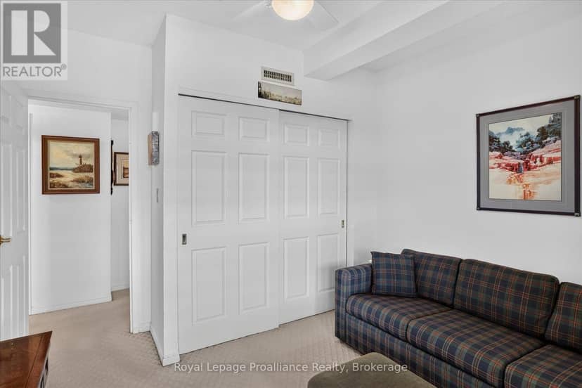 408 - 40 Auburn Street — photo 15 of 34