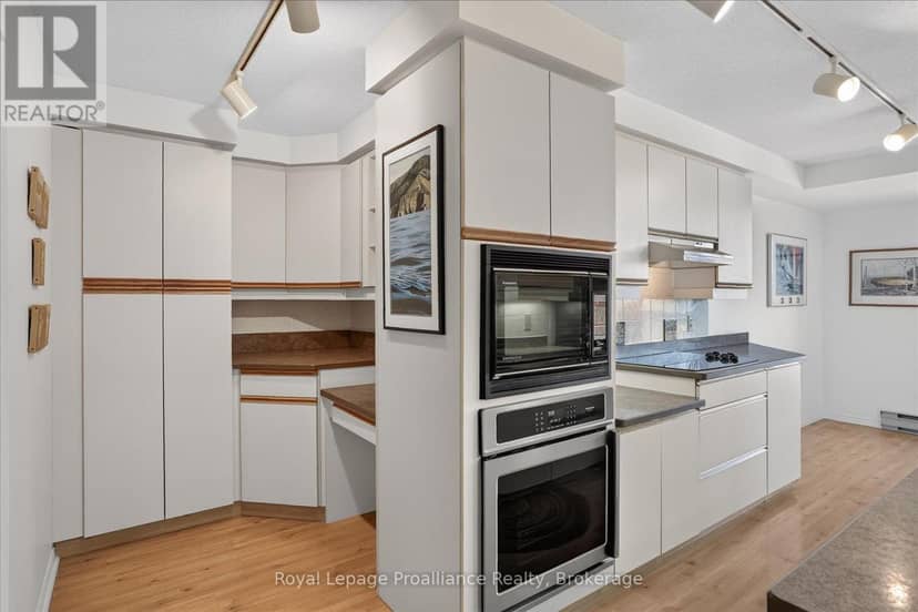 408 - 40 Auburn Street — photo 18 of 34
