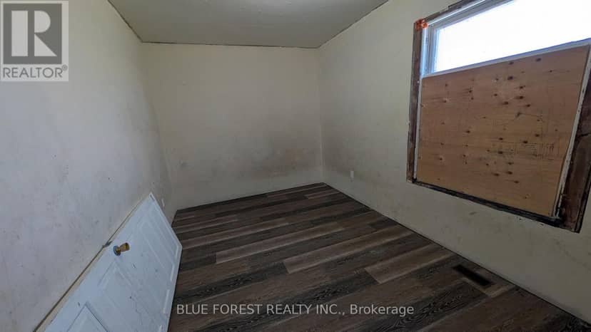 23 Hyatt Avenue — photo 19 of 35