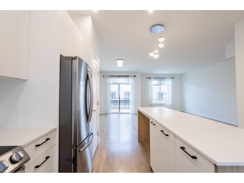 33 15235 SITKA DRIVE, Surrey, photo 5