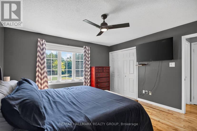 8251 Ranita Crescent — photo 15 of 40