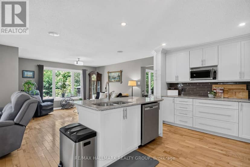 8251 Ranita Crescent, Ottawa, photo 6