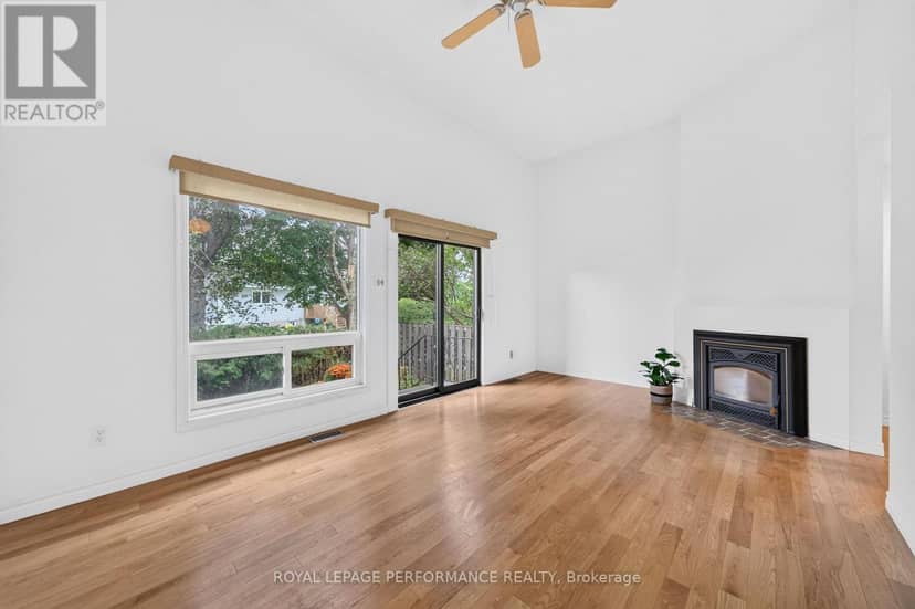 23 - 2 Bertona Street — photo 10 of 40