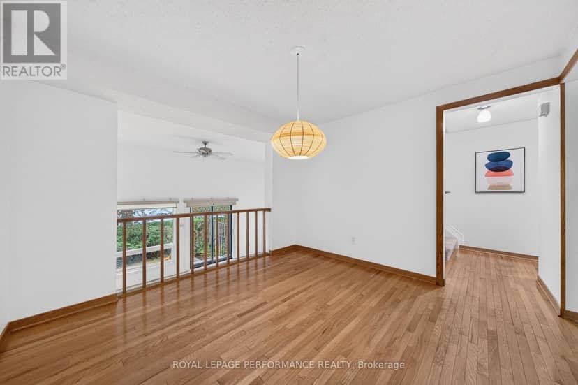 23 - 2 Bertona Street — photo 12 of 40