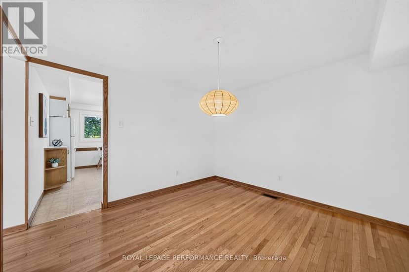 23 - 2 Bertona Street — photo 15 of 40