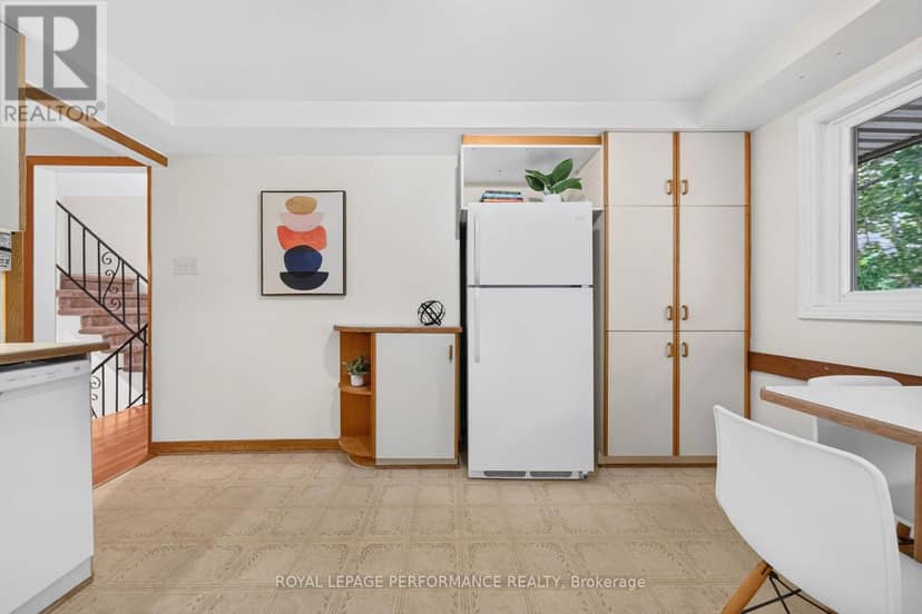 23 - 2 Bertona Street — photo 18 of 40