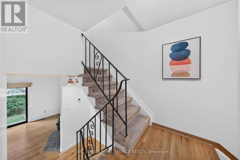 23 - 2 Bertona Street — photo 19 of 40