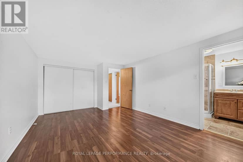 23 - 2 Bertona Street — photo 22 of 40