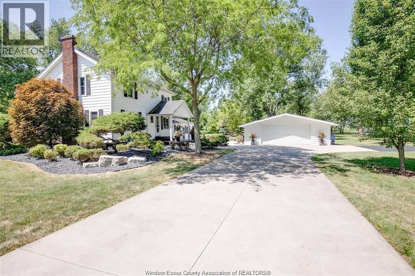 6239 Holden Road, Tecumseh, photo 3