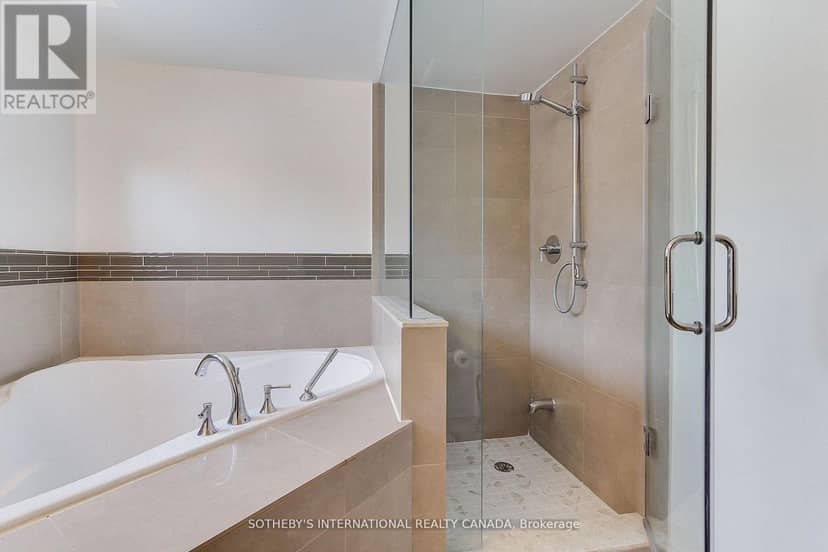 301 - 40 Harding Boulevard W — photo 27 of 40