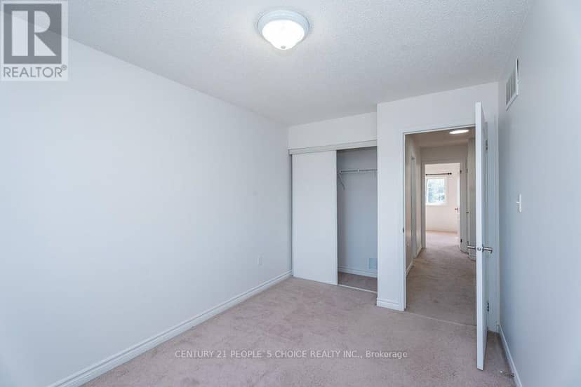 129 Sydenham Wells Square — photo 28 of 40