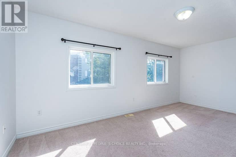 129 Sydenham Wells Square — photo 21 of 40