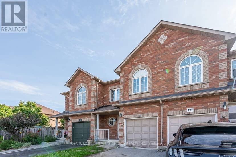 129 Sydenham Wells Square, Barrie, photo 4