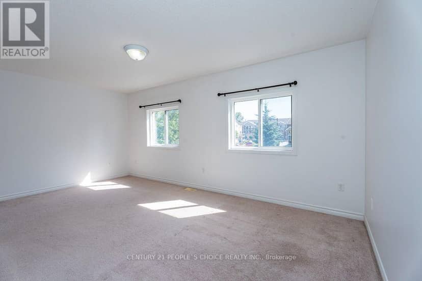 129 Sydenham Wells Square — photo 24 of 40