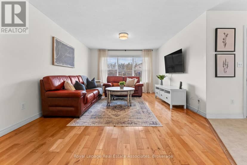 190 Sheffield Street — photo 13 of 40