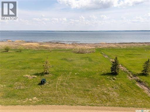 750 Lakeshore DRIVE — photo 6 of 36