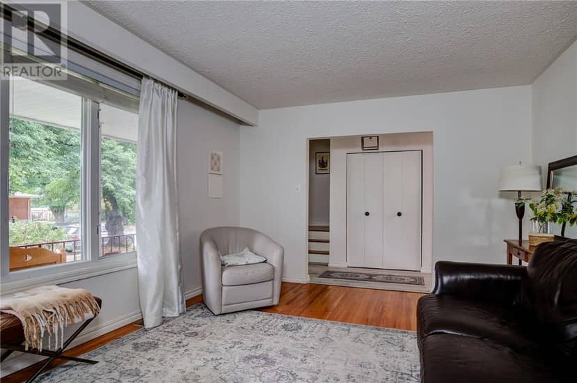 697 Camelot Drive — photo 12 of 27