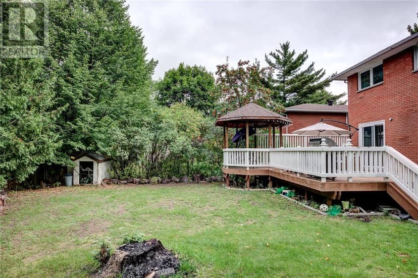 697 Camelot Drive — photo 4 of 27