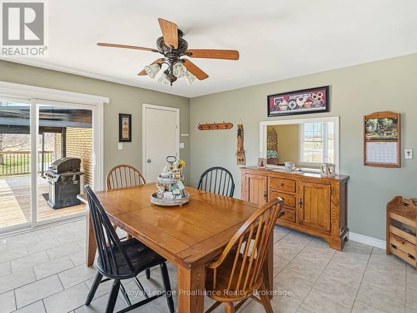 305 Valley Road — photo 10 of 40
