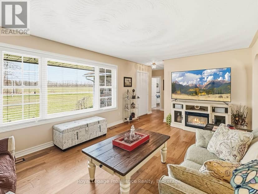 305 Valley Road — photo 16 of 40