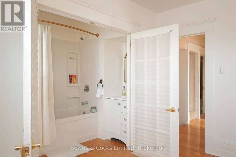 599 Gilmour Street — photo 18 of 38