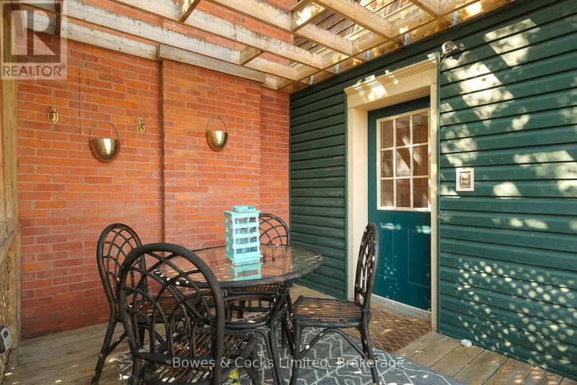 599 Gilmour Street — photo 37 of 38