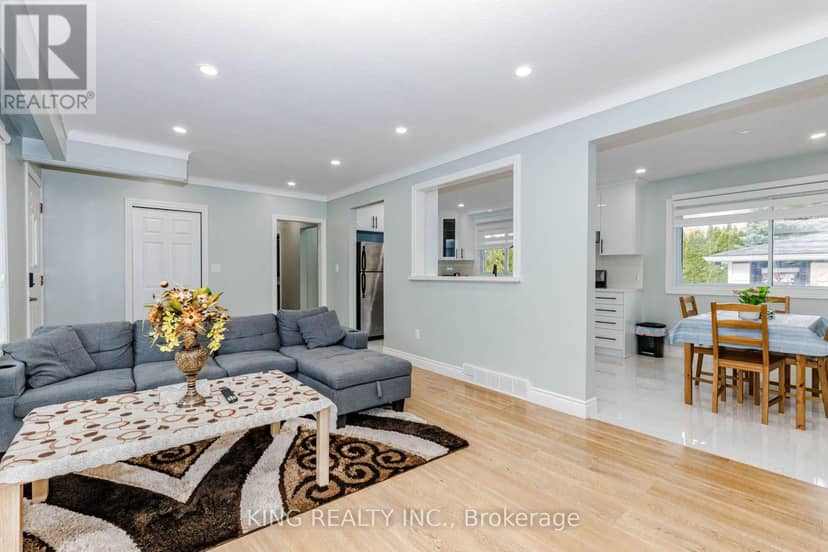 476 Bunting Road — photo 16 of 40