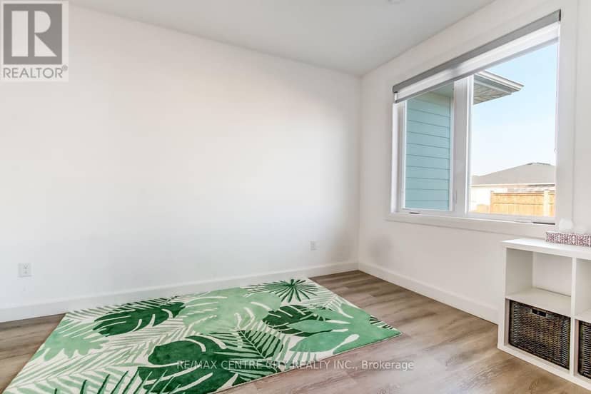423 George Street — photo 14 of 29