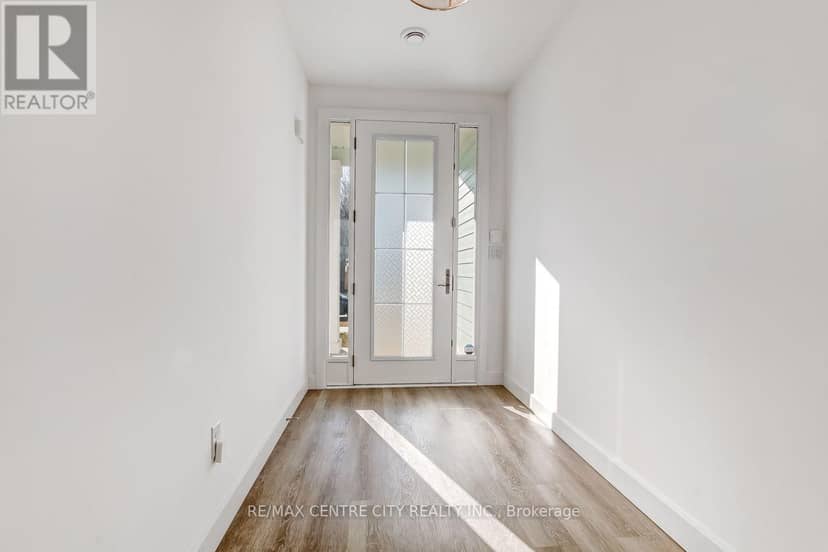 423 George Street — photo 3 of 29