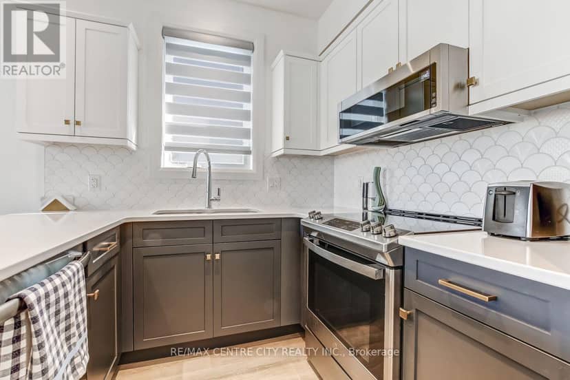 423 George Street — photo 7 of 29