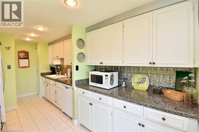 222 JACKSON Street W Unit# 706 — photo 15 of 40
