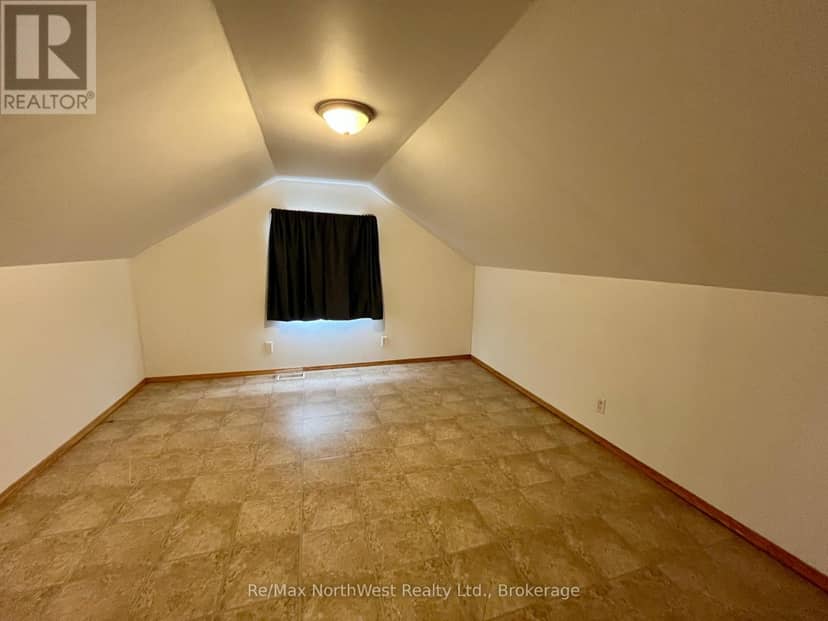 10 Spruce Road — photo 12 of 16