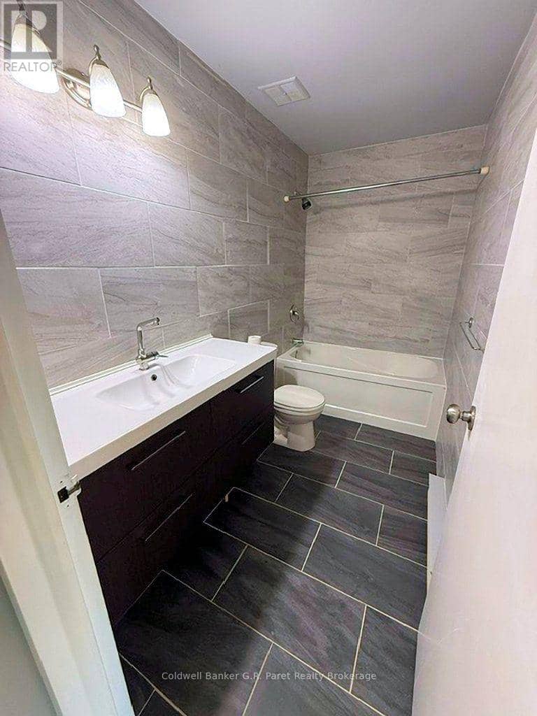 3 - 150 Concession Street E — photo 23 of 27
