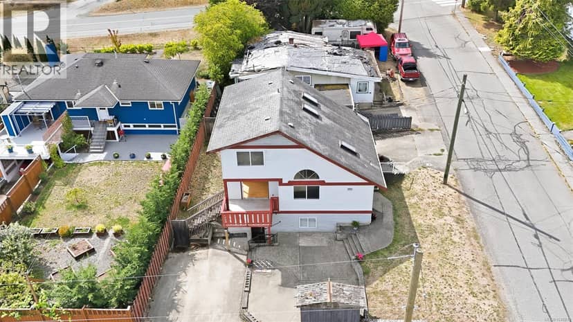 9815 Cedar St — photo 1 of 40