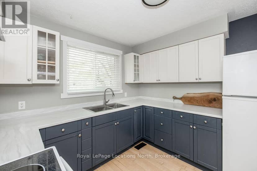 493 Ontario Street — photo 11 of 28