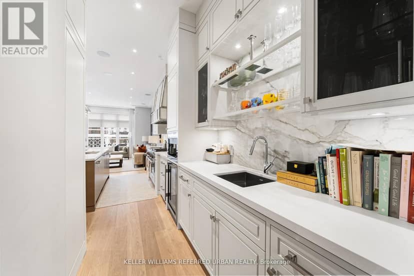 130 B Farnham Avenue — photo 11 of 40